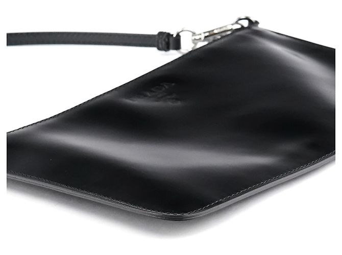 Prada Mini Pochette Bag in Spazzolato Nero - vista 9