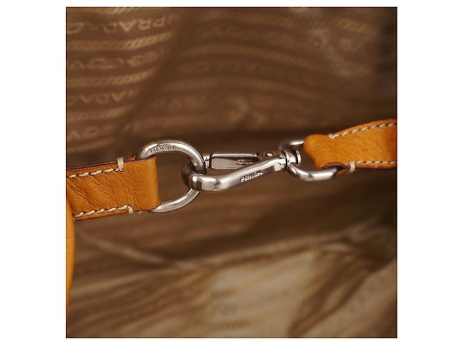 Prada Borsa Tote in pelle beige BR2252 - vista 13