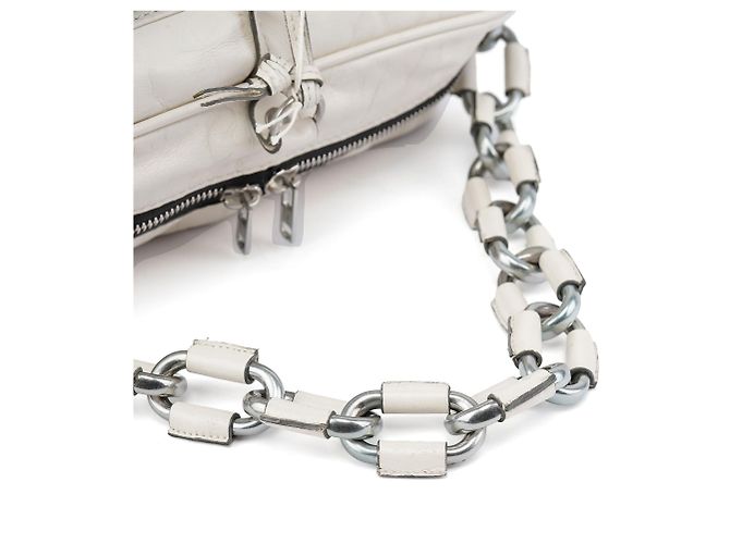 Chloé Borsa a tracolla Betty Chain in pelle bianca - vista 15