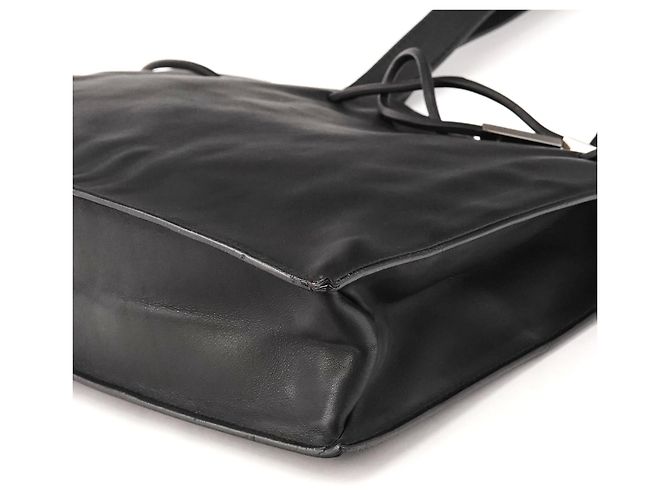 Gucci 002 1053 Borsa tote in pelle nera con coulisse - vista 8