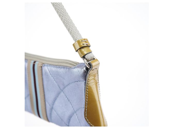 Prada Spring 2000 Metallic Blue gesteppte Mini-Tasche - Ansicht 7