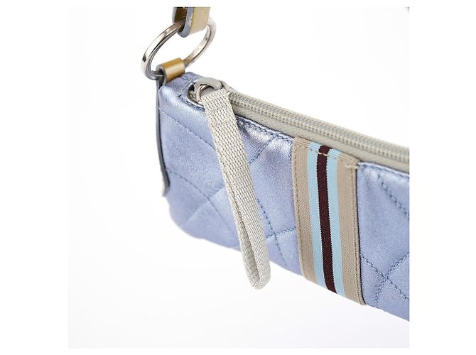Prada Spring 2000 Metallic Blue gesteppte Mini-Tasche - Ansicht 8