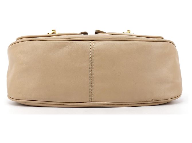 Marc by Marc Jacobs Beige Lederhandtasche mit Drehverschluss - Ansicht 5