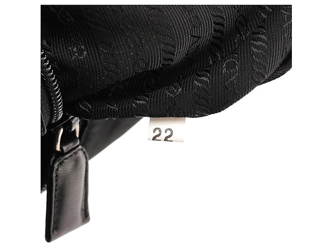 Prada Borsa Tote 1995 Black Tessuto Nappa - vista 14