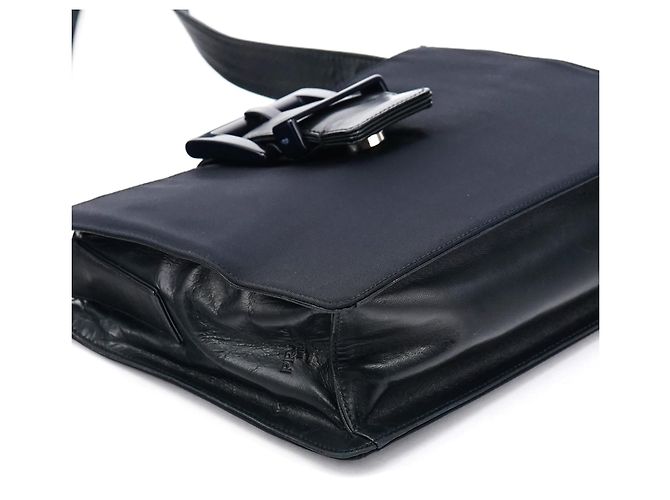 Prada Borsa a tracolla Navy Nappa Trend Nylon Buckle - vista 7