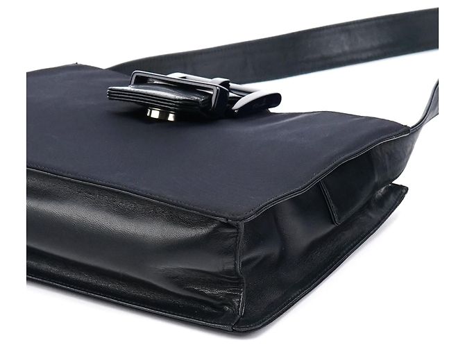 Prada Borsa a tracolla Navy Nappa Trend Nylon Buckle - vista 8