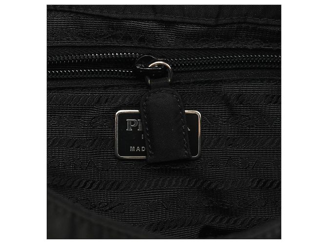 Prada Borsa a tracolla con catena in nylon Tessuto nero 1996 - vista 12
