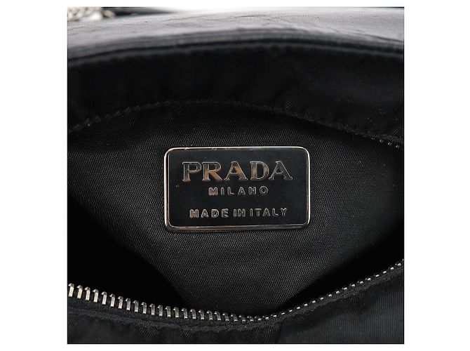 Prada Borsa Tote in nylon e pelle di vitello nera con catena - vista 13