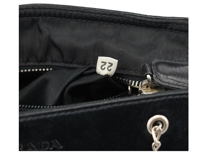 Prada Borsa Tote in nylon e pelle di vitello nera con catena - vista 14