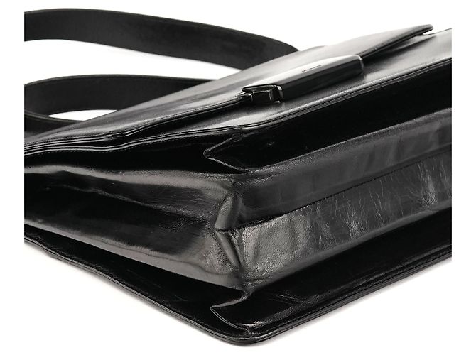 Prada Borsa a tracolla con patta B7417 in pelle nera - vista 8
