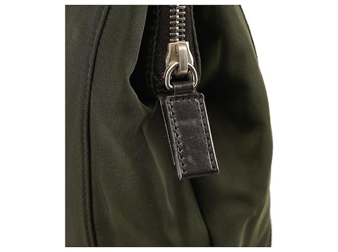 Prada Borsa con manico B11091 Military Green Tessuto Chic Top Handle Bag - vista 7