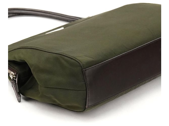 Prada Borsa con manico B11091 Military Green Tessuto Chic Top Handle Bag - vista 8