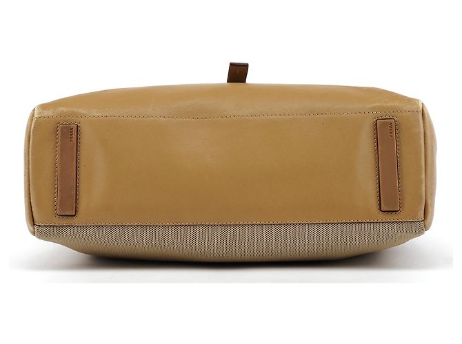 Prada Borsa a tracolla in pelle Vitello beige Primavera 1999 - vista 6