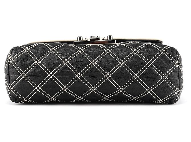 Marc Jacobs  mala de ombro com aba em couro acolchoado preto e branco - vista 5
