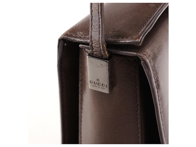 Gucci Borsa crossbody a patta in pelle di vitello marrone - vista 7