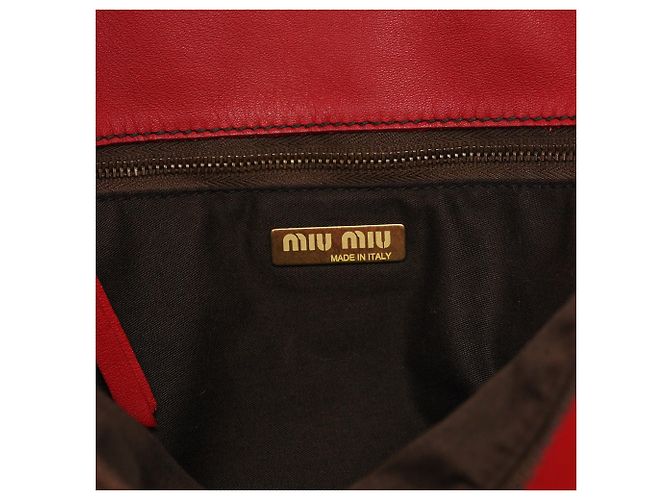 Miu Miu Borsa Hobo in vitello rosso con chiusura a rotazione Fall 2003 - vista 14