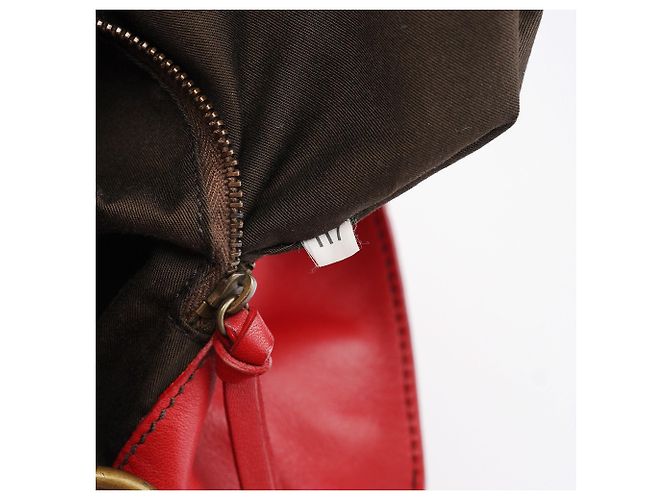 Miu Miu Borsa Hobo in vitello rosso con chiusura a rotazione Fall 2003 - vista 16