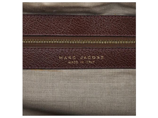 Marc Jacobs Bolsa Bowling em couro acolchoado Tan Burgundy - vista 11