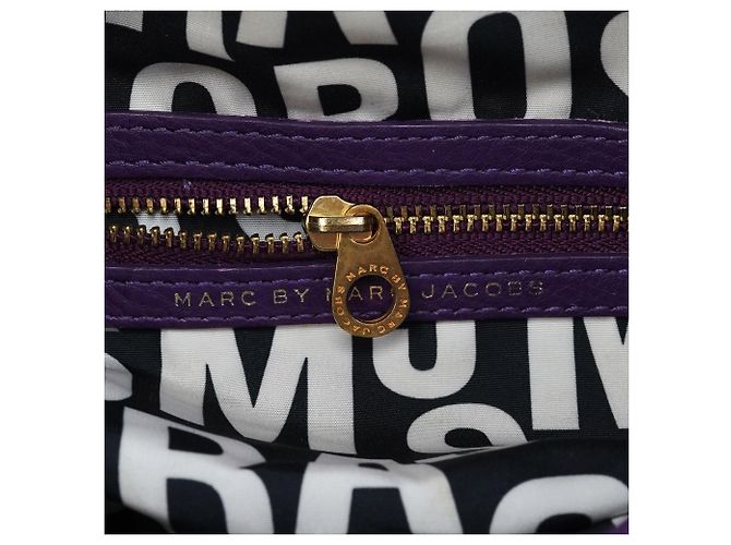 Marc by Marc Jacobs Borsa a tracolla Classic Q in pelle viola - vista 13