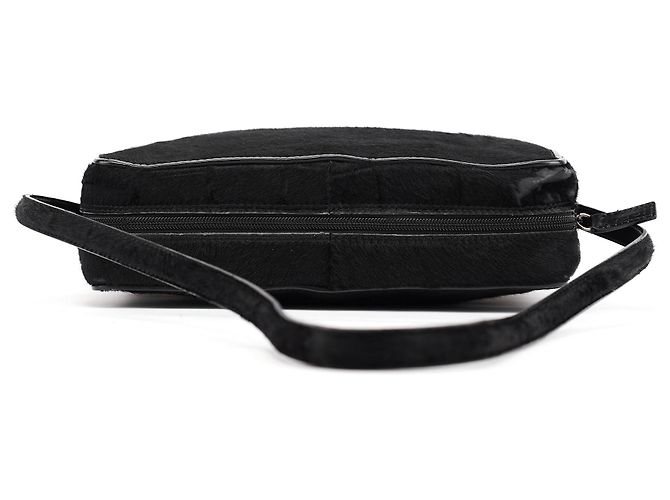 Gucci Borsa a tracolla in pony hair embossed nero - vista 4