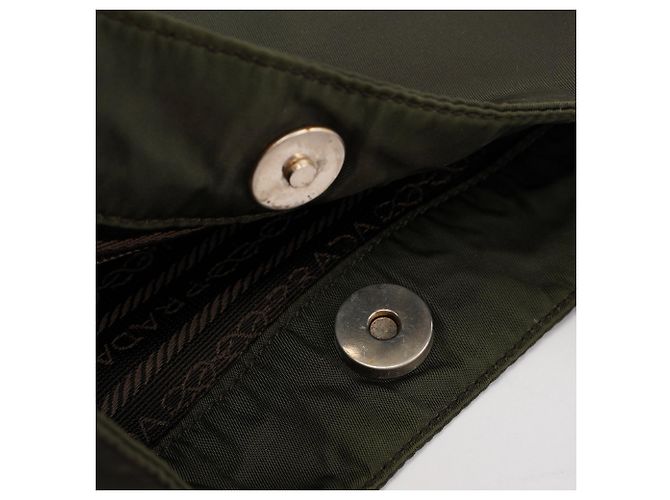Prada Borsa a tracolla Green Tessuto con catena in plastica - vista 12