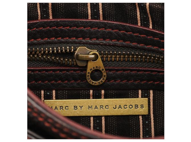 Marc by Marc Jacobs Borsa crossbody con tasche in pelle marrone scuro - vista 11