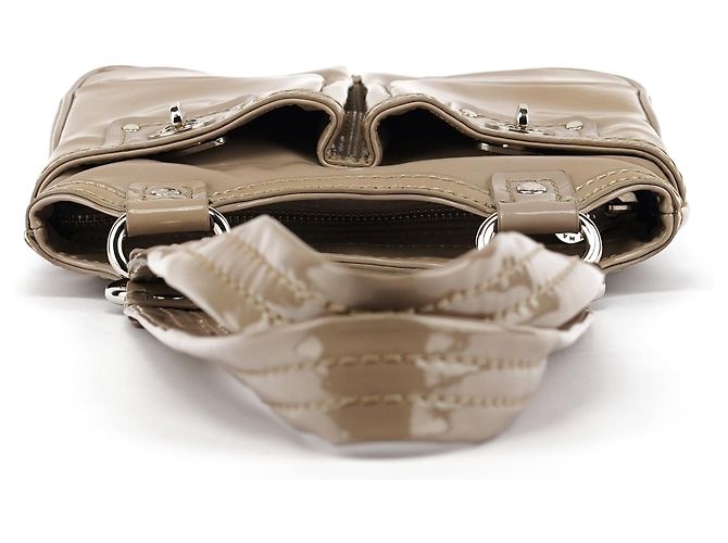 Marc by Marc Jacobs Borsa tote multi-tasche in pelle verniciata Greige - vista 4