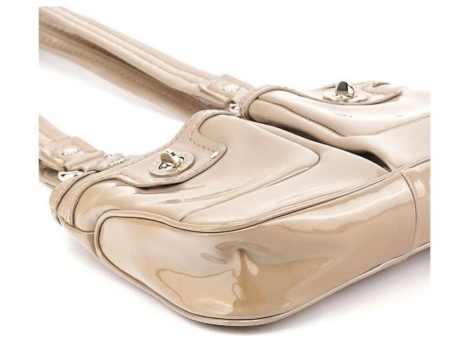 Marc by Marc Jacobs Borsa tote multi-tasche in pelle verniciata Greige - vista 7