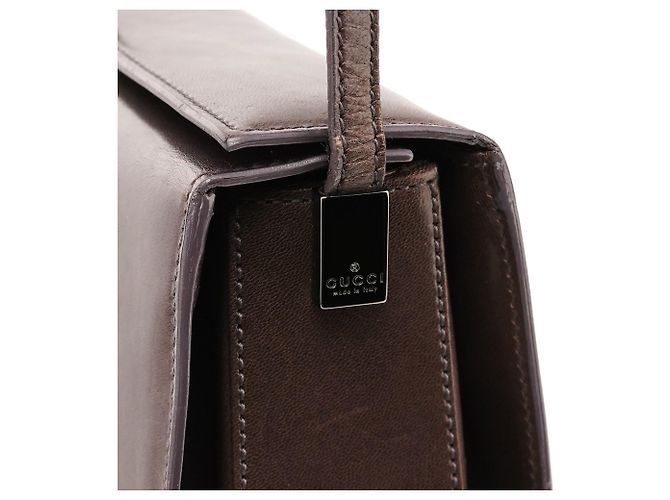 Gucci Borsa a tracolla con patta in pelle di vitello marrone - vista 7