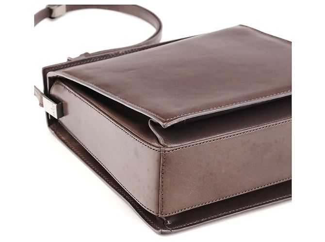 Gucci Borsa a tracolla con patta in pelle di vitello marrone - vista 8