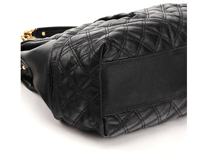 Marc Jacobs Bolsa de Ombro de Couro Acolchoado Preta com Corrente - vista 11