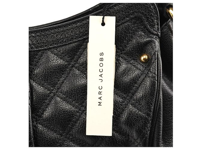 Marc Jacobs Bolsa de Ombro de Couro Acolchoado Preta com Corrente - vista 7