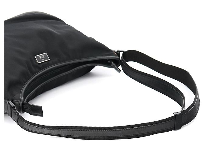 Gucci Borsa a tracolla in tela e gomma nera - vista 12