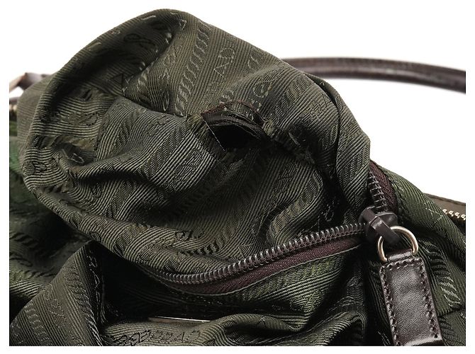 Prada Borsa a tracolla Tessuto Chic Nylon Verde Scuro - vista 15
