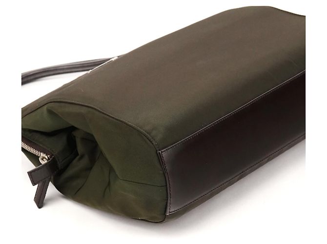 Prada Borsa a tracolla Tessuto Chic Nylon Verde Scuro - vista 9