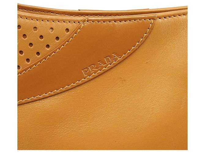 Prada Borsa a tracolla in pelle traforata Tan Spring 2000 - vista 5