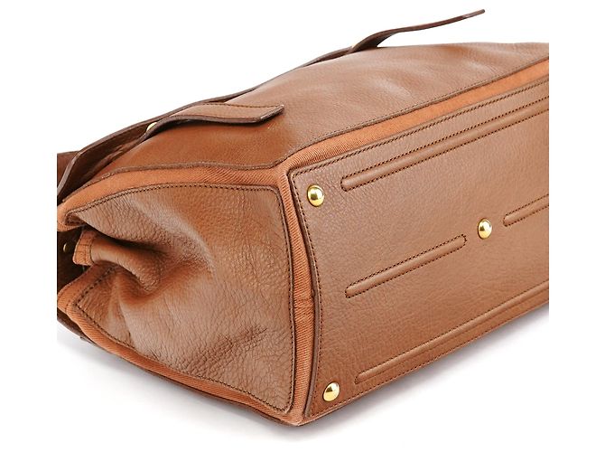Yves Saint Laurent Borsa Muse Two in pelle marrone chiaro - vista 10