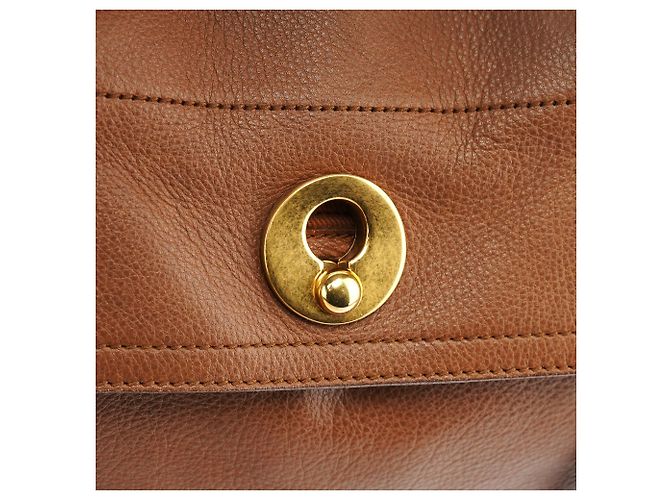 Yves Saint Laurent Borsa Muse Two in pelle marrone chiaro - vista 6