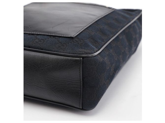 Gucci 019 0537 Black GG Pocket Shoulder Bag - vista 10