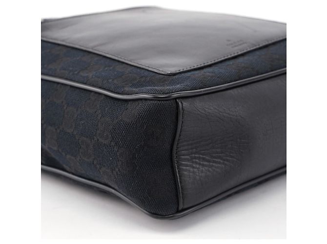 Gucci 019 0537 Black GG Pocket Shoulder Bag - vista 9