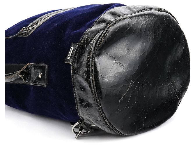 Miu Miu Zaino Duffle in pelle craquelé e velluto blu navy - vista 11