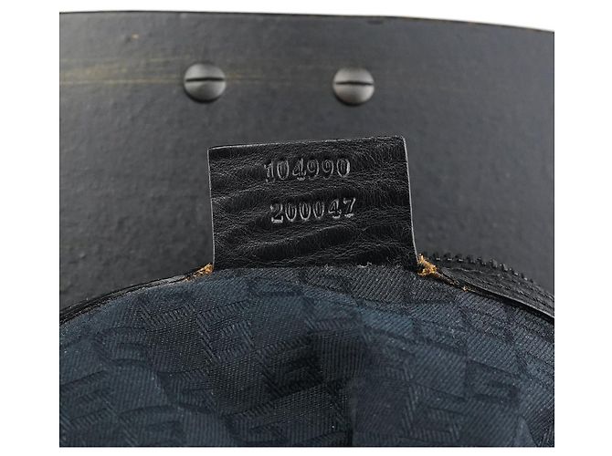 Gucci Fall 2002 Schwarze Leder-Bucket-Bag mit Scharnierrahmen - Ansicht 12