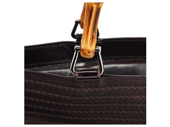 Bamboo Gucci Saco Tote 2-Way em nylon acolchoado castanho com bambu - vista 11