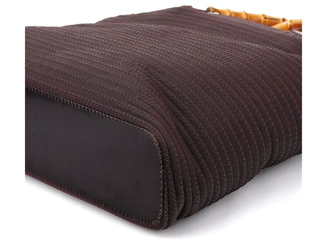 Bamboo Gucci Saco Tote 2-Way em nylon acolchoado castanho com bambu - vista 9