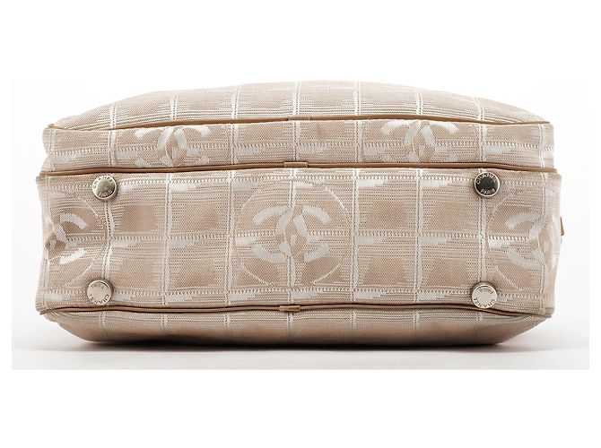 Chanel Borsa 2-Way trapuntata in nylon e pelle beige - vista 5