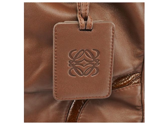 Loewe Borsa a tracolla Anagram in pelle nappa marrone chiaro - vista 5