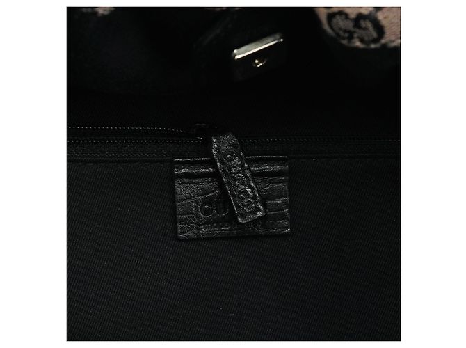 Gucci Borsa a Spalla Arricciata 76554 Pink Black GG Canvas - vista 12