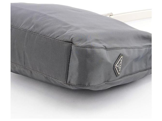 Prada Borsa a tracolla 1998 Grey Tessuto Metallo Nylon - vista 10