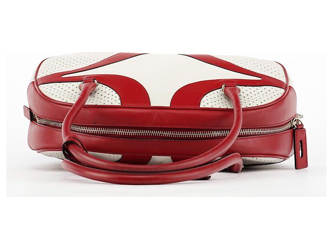 Prada Borsa Bowling B11334 in pelle traforata bianca e rossa - vista 4
