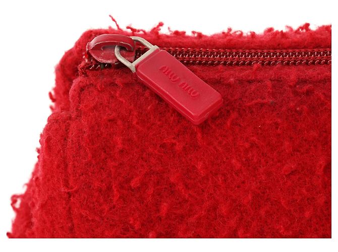 Miu Miu Shopper-Bag aus roter Bouclé-Wolle mit Gummigriffen - Ansicht 7